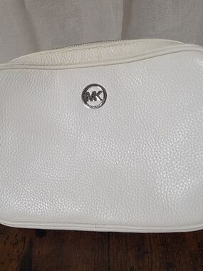 Michael Kors White Pebbled Leather Shoulder Bag with Silver MK Logo